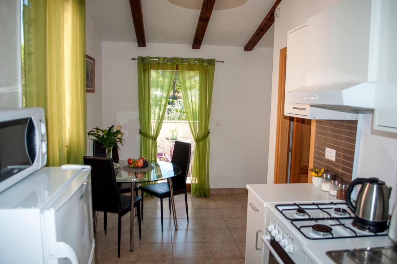 Apartment Rosa 2 Rovinj Luaran gambar